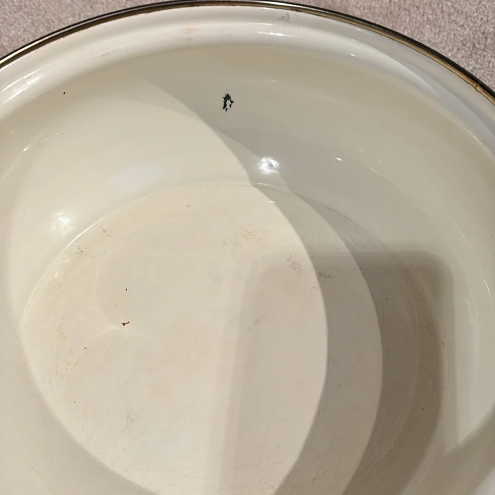 RARE Vintage Normandy Enamel Pink Lily Soup Tureen with Lid. Made in Taiwan.